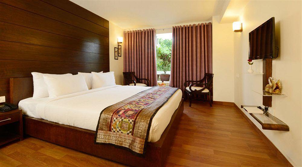 Hotel Atulyaa Taj Agra (Uttar Pradesh) Exterior foto